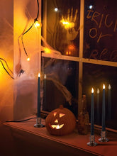 Cargar imagen en el visor de la galería, Alphatool 6 Packs Halloween Velas sin llama LED negras con bases