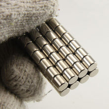 Cargar imagen en el visor de la galería, Piezas Imanes Pequeños para Nevera de 6x6mm