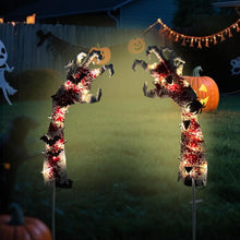 Cargar imagen en el visor de la galería, 2PCS Luces de estaca de jardín de Halloween solares Mano zombie Luces de camino de Halloween con arañas murciélagos
