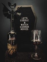 Cargar imagen en el visor de la galería, Tablero de letras de ataúd negro +Pegatinas de murciélago 3D +650 personajes