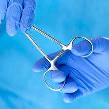 Cargar imagen en el visor de la galería, Set definitivo de hemostat en caja con cremallera