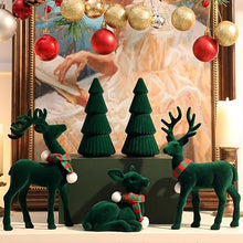 Cargar imagen en el visor de la galería, 5 Pcs Juego de Figuritas de Reno y Árbol de Terciopelo de Navidad