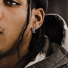 Cargar imagen en el visor de la galería, Funtopia - Juego de 11 pares de aretes de aro pequeños de acero inoxidable A24