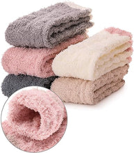 Cargar imagen en el visor de la galería, Calcetines peludos de mujer Zapatillas