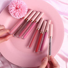 Cargar imagen en el visor de la galería, Juego de 7 pintalabios líquidos mate + 1 voluminizador