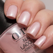 Cargar imagen en el visor de la galería, OPI The Color That Keeps On Giving