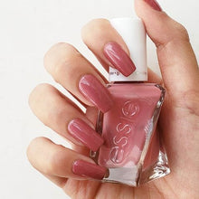 Cargar imagen en el visor de la galería, All dressed up (1108)