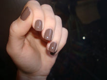 Cargar imagen en el visor de la galería, Mink Muffs Gel