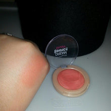 Cargar imagen en el visor de la galería, Maybelline Dream Bouncy Blush 30 Candy Coral ✅