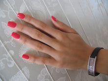 Cargar imagen en el visor de la galería, Charged Up Cherry (GC B35)