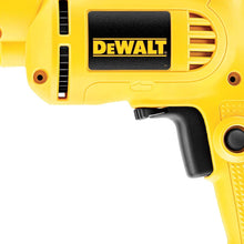 Cargar imagen en el visor de la galería, DeWalt DWE1014 taladro con portabrocas con llave, de 3/8 pulgadas, de 0–2800 RPM VS NDP-56