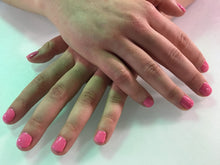 Cargar imagen en el visor de la galería, Flip Flops & Crop Tops (GC R72)