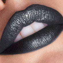 Cargar imagen en el visor de la galería, Lápiz labial mate Maybelline New York, color mate metálico sensacional., Gris plomizo