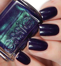 Cargar imagen en el visor de la galería, Dressed to the nineties (1941)