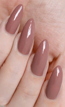 Cargar imagen en el visor de la galería, Clothing Optional Gel