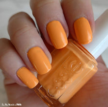 Cargar imagen en el visor de la galería, Soles on fire (1558)