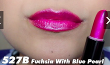 Cargar imagen en el visor de la galería, Lápiz labial Wet n Wild, 527B ✅