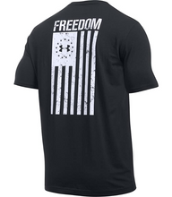 Cargar imagen en el visor de la galería, Camiseta para hombre Freedom Flag de Under Armour Negra NDP3