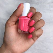 Cargar imagen en el visor de la galería, Strike A Rose (1554)