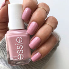 Cargar imagen en el visor de la galería, Young, wild & me