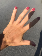 Cargar imagen en el visor de la galería, Mrs. Always Right (321)