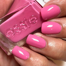 Cargar imagen en el visor de la galería, Model Citizen (240)