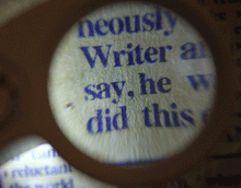 Cargar imagen en el visor de la galería, Lupa de aumento 40X con luz LED