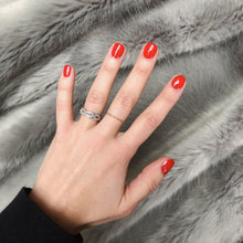 Cargar imagen en el visor de la galería, Beauty Marked (280)