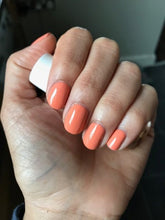 Cargar imagen en el visor de la galería, Coral-ing Your Spirit Animal (GC M88)