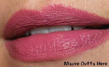 Cargar imagen en el visor de la galería, Lápiz labial mate Wet n Wild, Mauve Outta Here ✅