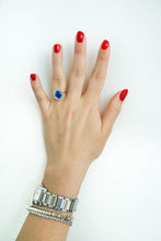 Cargar imagen en el visor de la galería, Really Red (90)