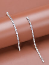 Cargar imagen en el visor de la galería, Aretes colgantes de tira larga con diamantes de imitación ✅