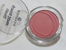 Cargar imagen en el visor de la galería, Essence Matt touch blush - 20 Berry Me Up