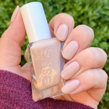 Cargar imagen en el visor de la galería, Buttoned & Buffed (61)