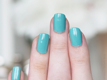 Cargar imagen en el visor de la galería, Closer Than You Might Belém (GC L24)