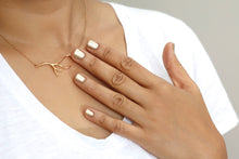 Cargar imagen en el visor de la galería, Getting Groovy (1885)