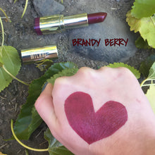 Cargar imagen en el visor de la galería, Milani Color Lápiz labial