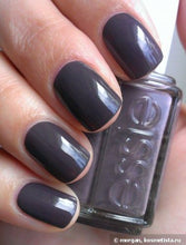 Cargar imagen en el visor de la galería, Smokin' Hot (700)