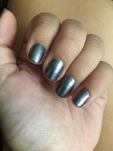 Cargar imagen en el visor de la galería, For the twill of it (702)