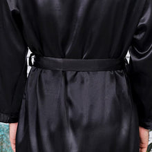 Cargar imagen en el visor de la galería, Albornoz largo de satén para hombre ligero NDP16