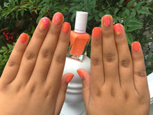 Cargar imagen en el visor de la galería, Looks to Thrill (250)