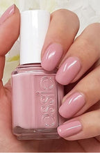 Cargar imagen en el visor de la galería, Young, wild & me