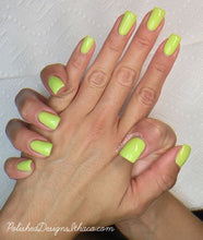 Cargar imagen en el visor de la galería, Life Gave Me Lemons (GC N33)