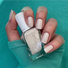 Cargar imagen en el visor de la galería, Hats off (1224)