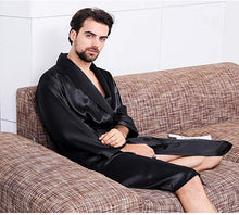 Cargar imagen en el visor de la galería, Albornoz largo de satén para hombre ligero NDP16