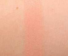 Cargar imagen en el visor de la galería, Maybelline Barely Bloomed (700) ✅