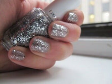 Cargar imagen en el visor de la galería, Set in Stones (958)