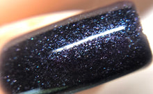 Cargar imagen en el visor de la galería, Coalmates (GC J03)