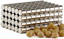 Cargar imagen en el visor de la galería, Piezas Imanes Pequeños para Nevera de 6x6mm
