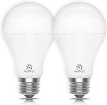 Cargar imagen en el visor de la galería, Energetic - Paquete de 2 bombillas LED equivalentes a 150 W, bombillas superbrillantes de 2600 lm, luz diurna 5000 K, bombilla LED A21, no regulable, base estándar E26, bombilla LED para sala de A19
